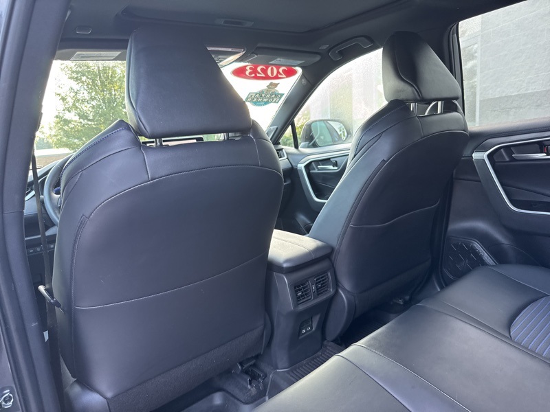 2023 Toyota RAV4 Hybrid XSE photo 34