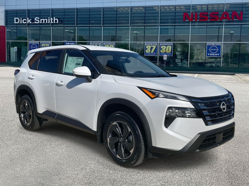 2026 Nissan Rogue SV's photo