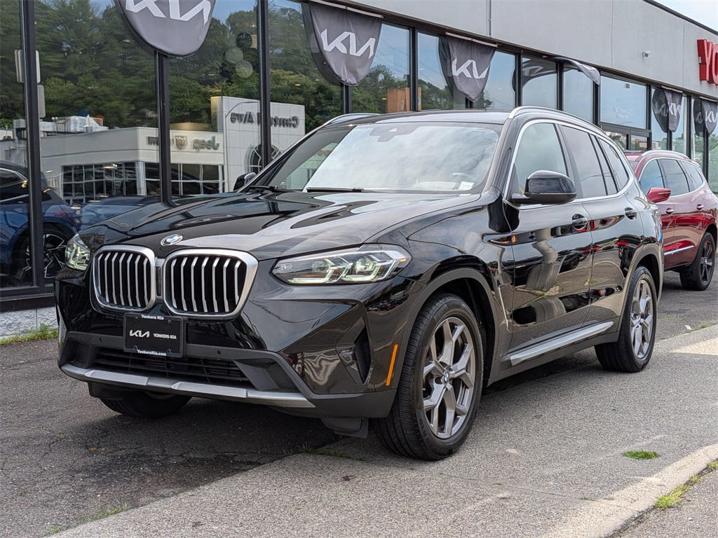 Used 2023 Black BMW xDrive30i image 1
