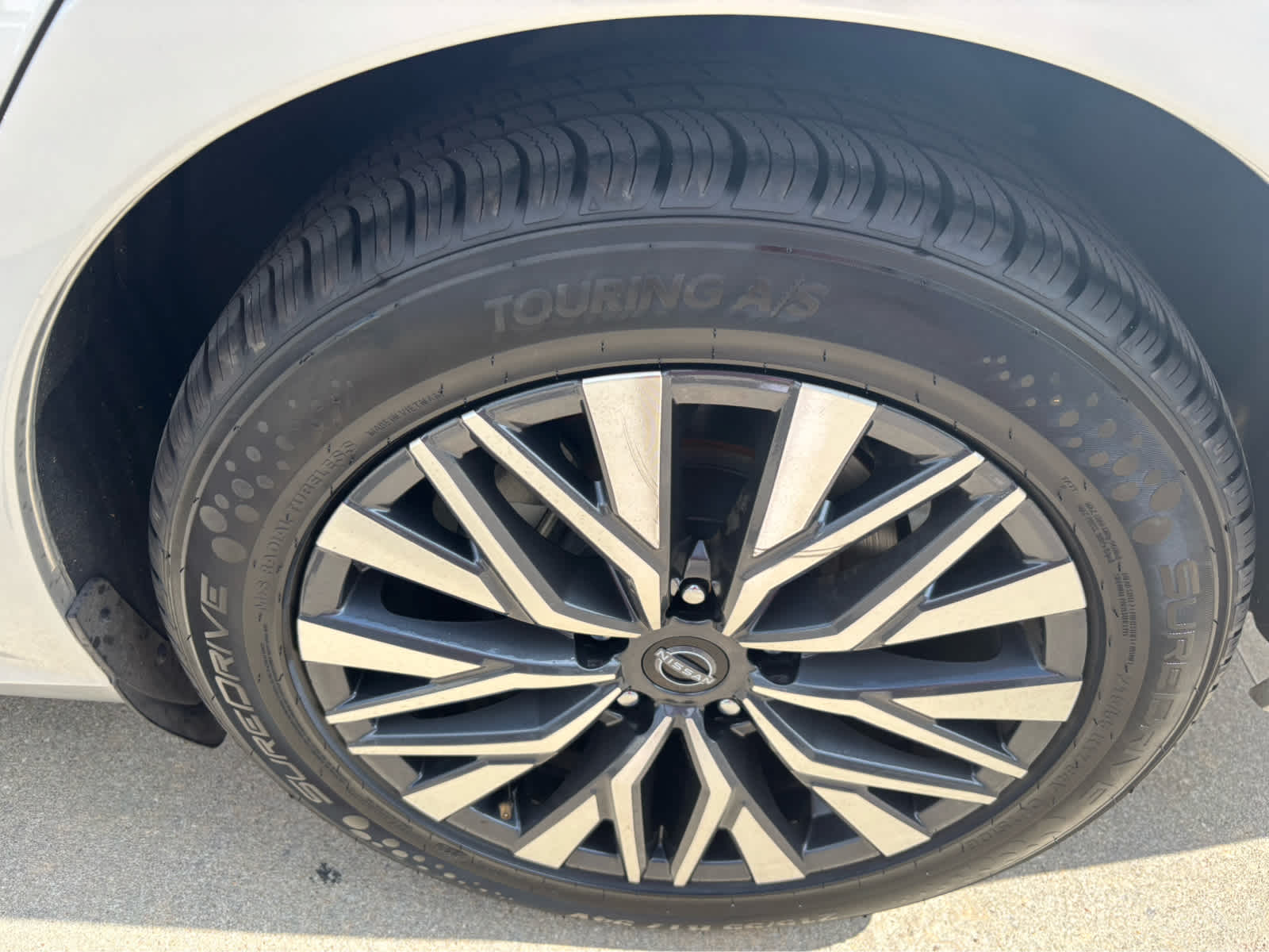 2023 Nissan Altima 2.5 SV photo 5