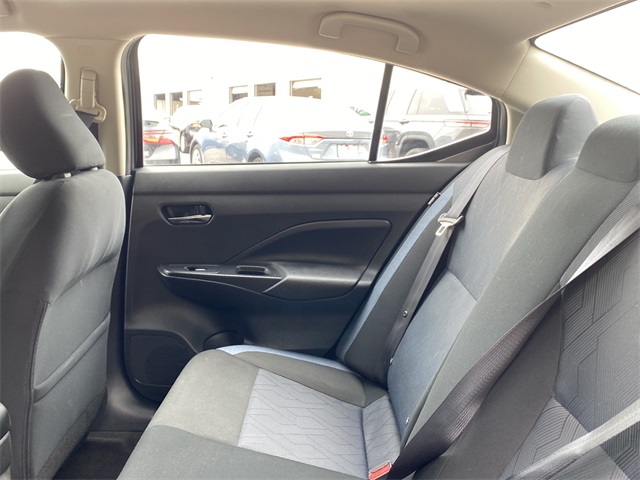 2024 Nissan Versa 1.6 SV photo 17