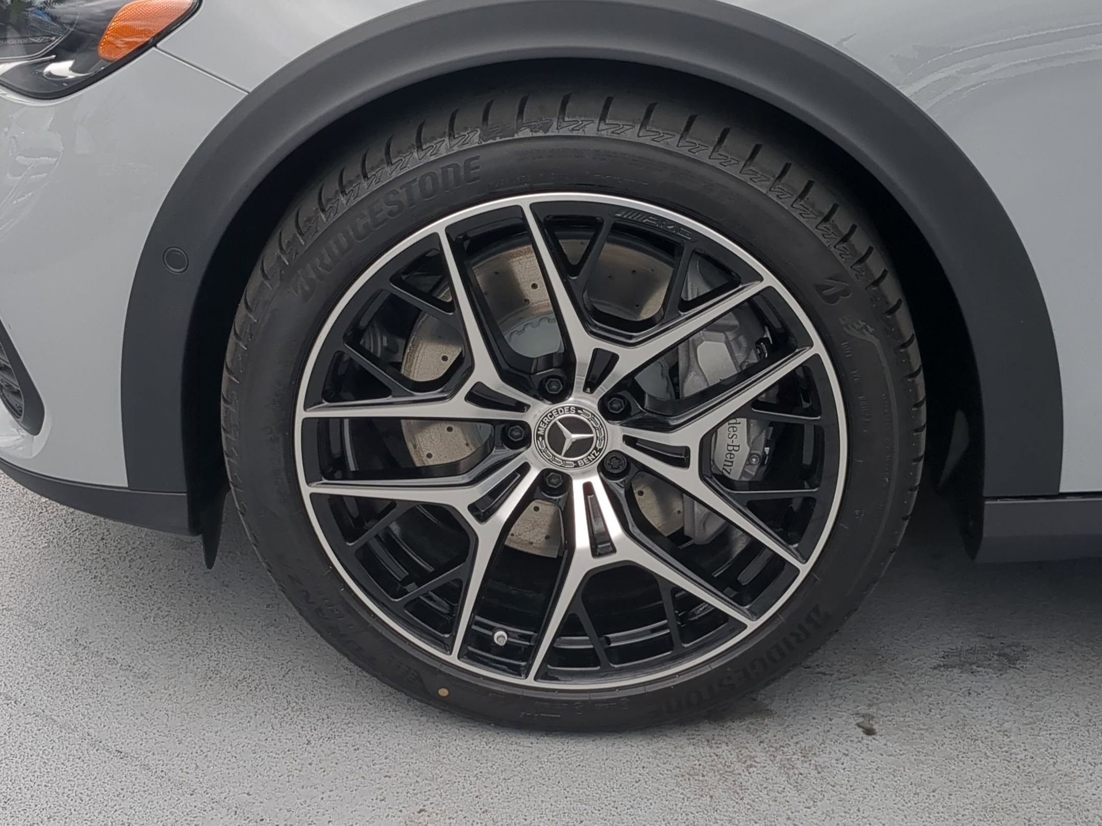 2025 Mercedes Benz E 450 4MATIC All-Terrain photo 4