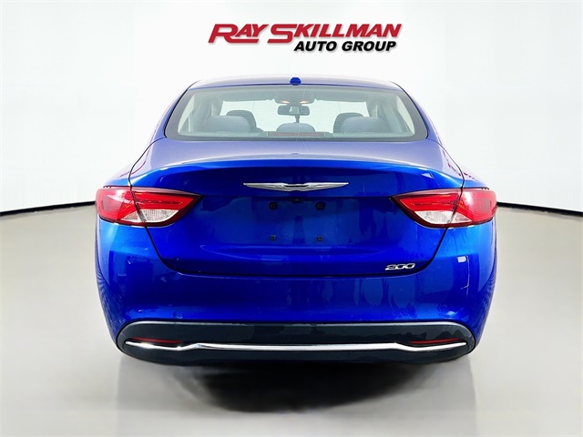 2015 Chrysler 200 Limited photo 6