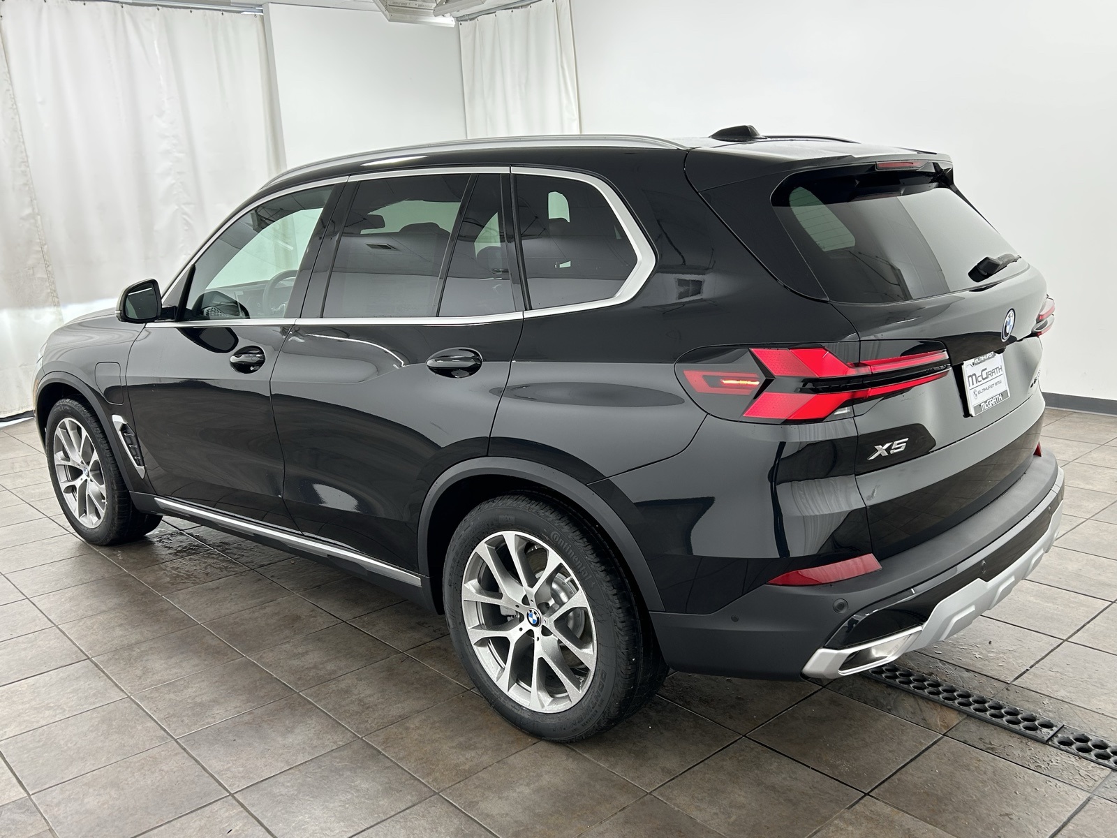 2026 Bmw X5 xDrive50e photo 3