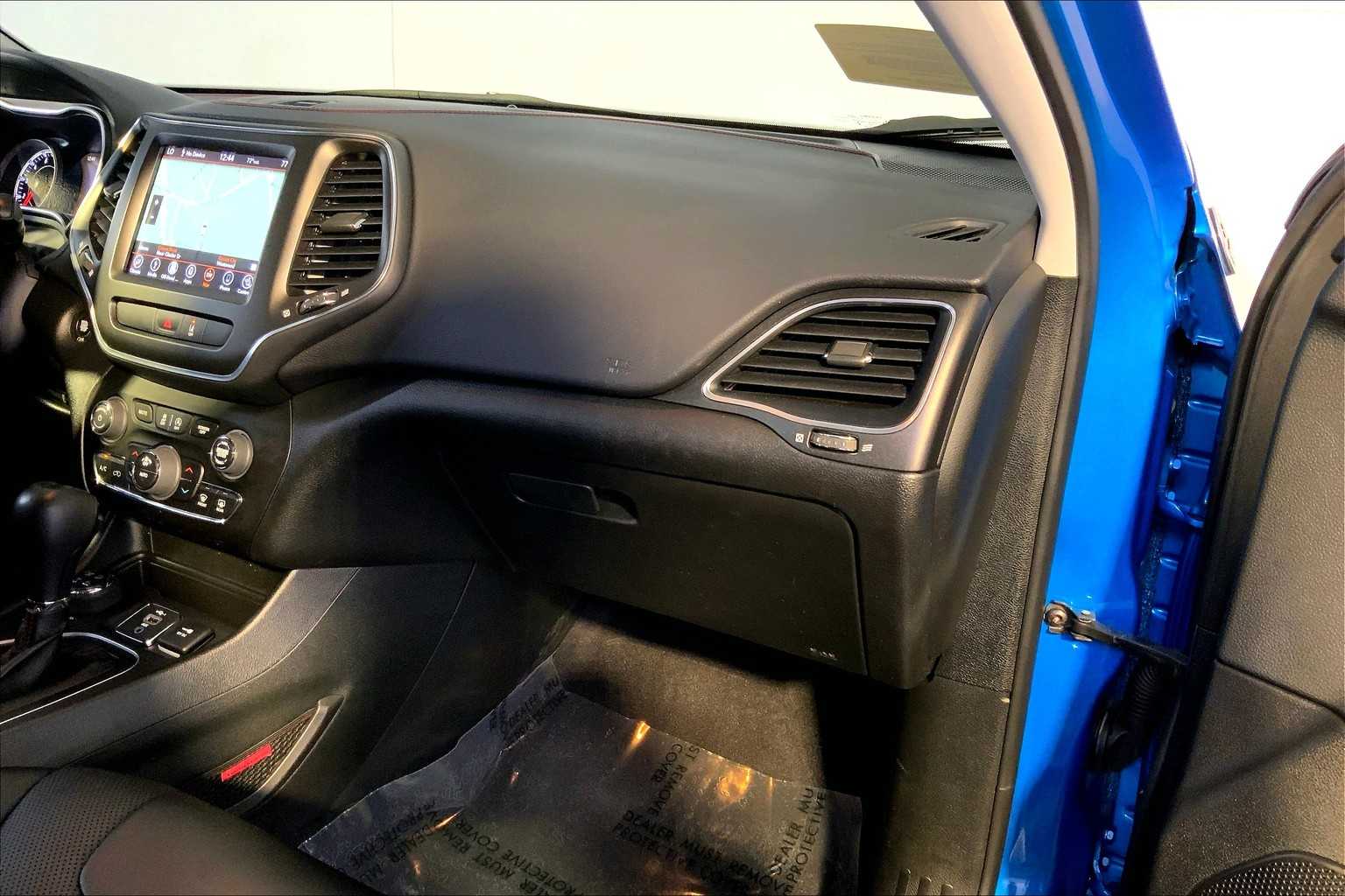 2022 Jeep Cherokee Trailhawk photo 20