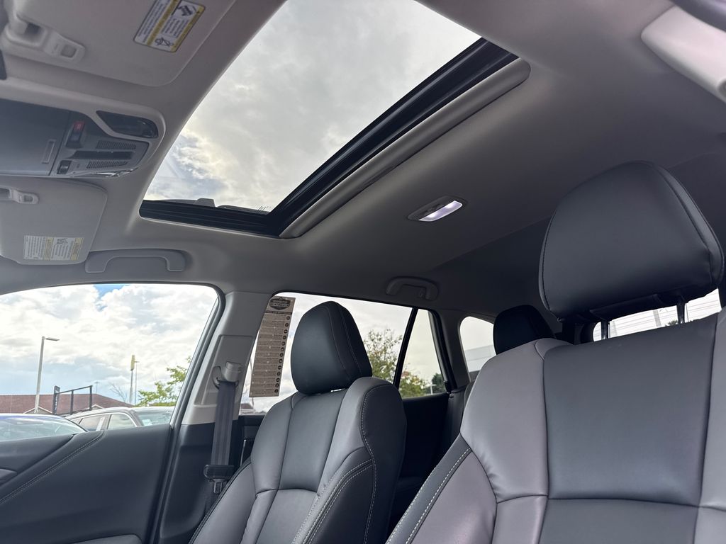 2024 Subaru Outback Onyx Edition photo 30