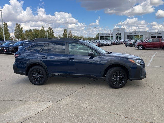 2024 Subaru Outback Onyx Edition photo 4