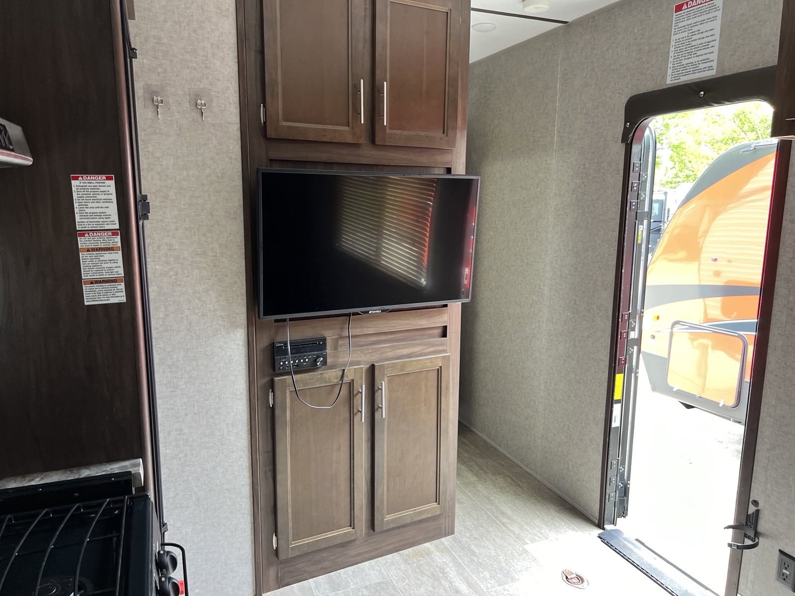 Used 2019  Forest River  image 26