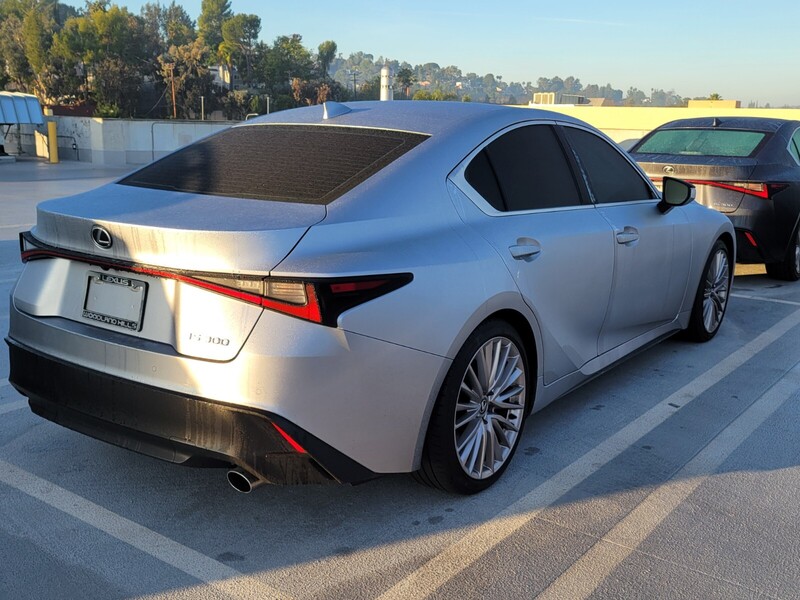 2023 Lexus IS 300 photo 4