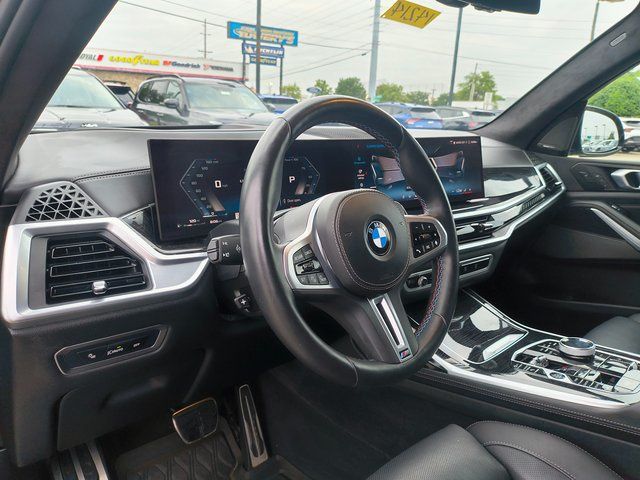 2024 Bmw X7 M60i photo 2