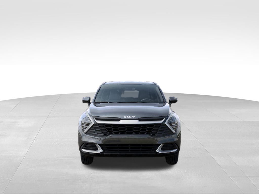 2024 Kia Sportage LX photo 2