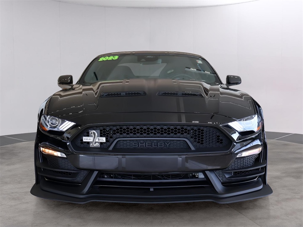 2023 Ford Mustang Shelby photo 2