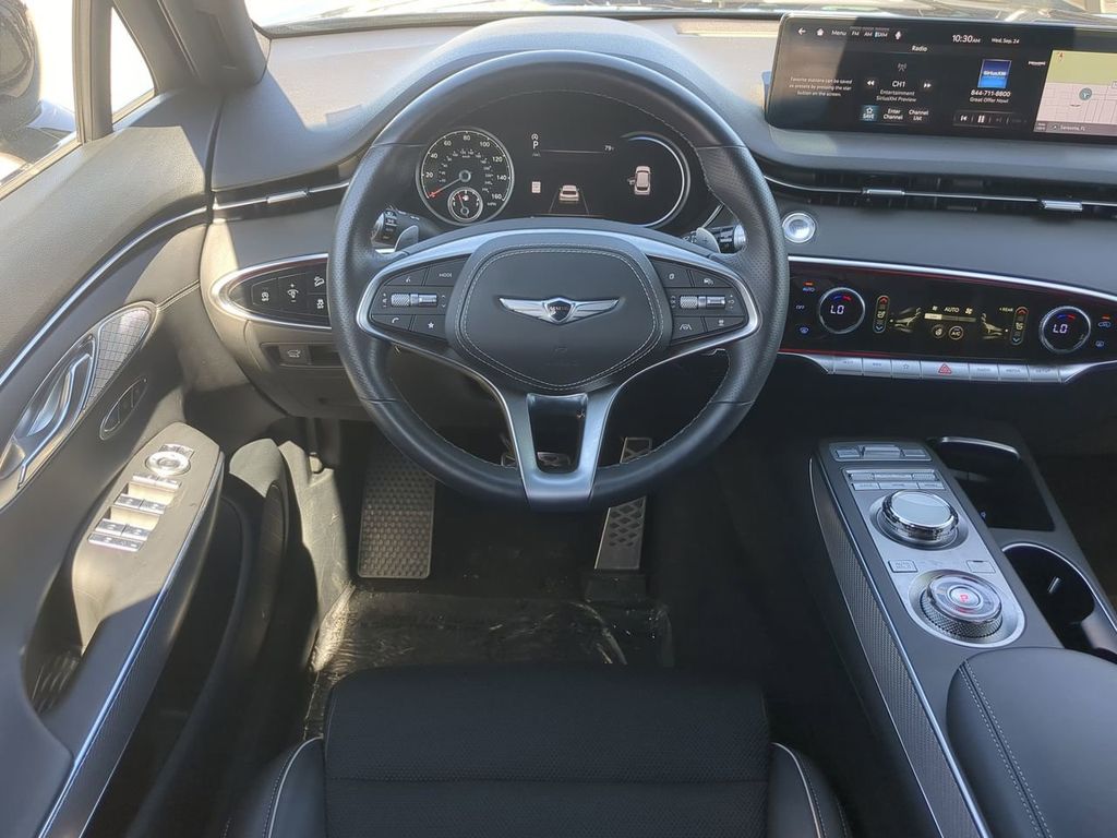2024 Genesis GV70 3.5T Sport photo 15