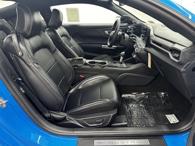 2025 Ford Mustang GT Premium photo 11
