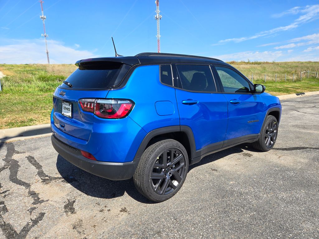 2026 Jeep Compass Limited photo 3