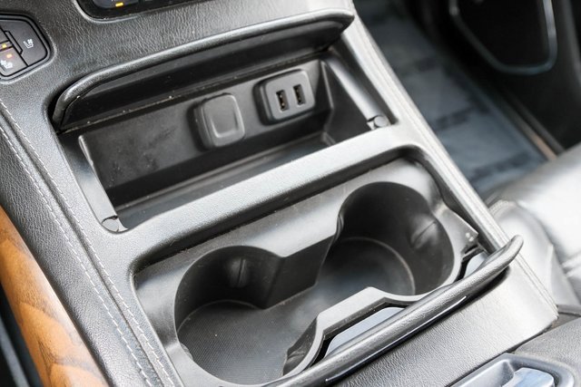 Used 2020 Quicksilver Metallic GMC Denali image 31