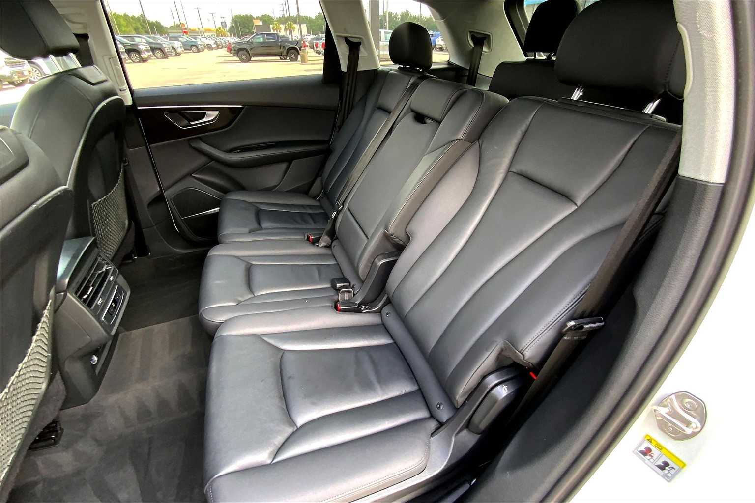 2023 Audi Q7 Premium Plus photo 19