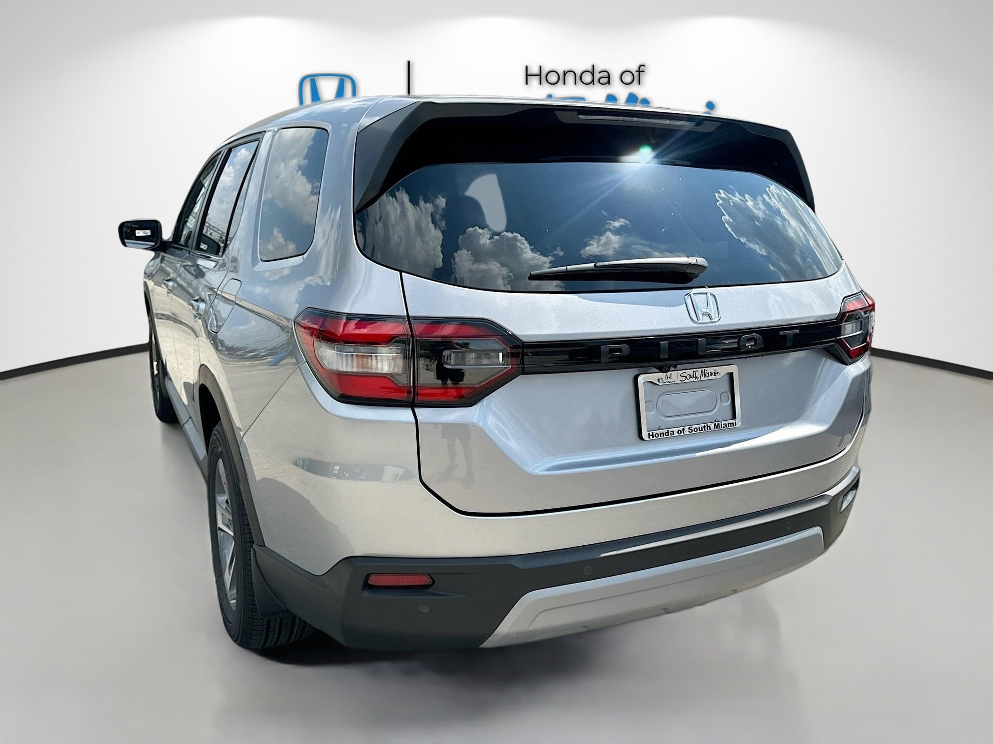 2025 Honda Pilot EX-L photo 4