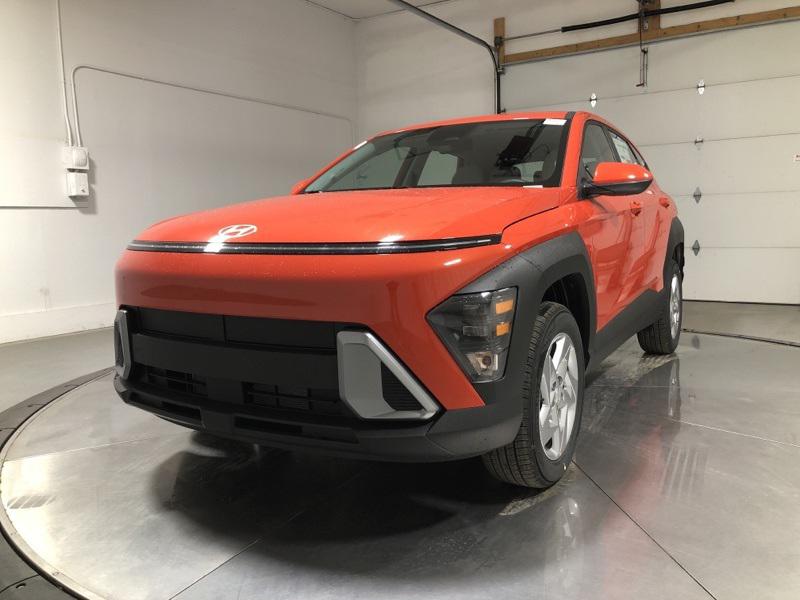 2026 Hyundai Kona SE photo 3