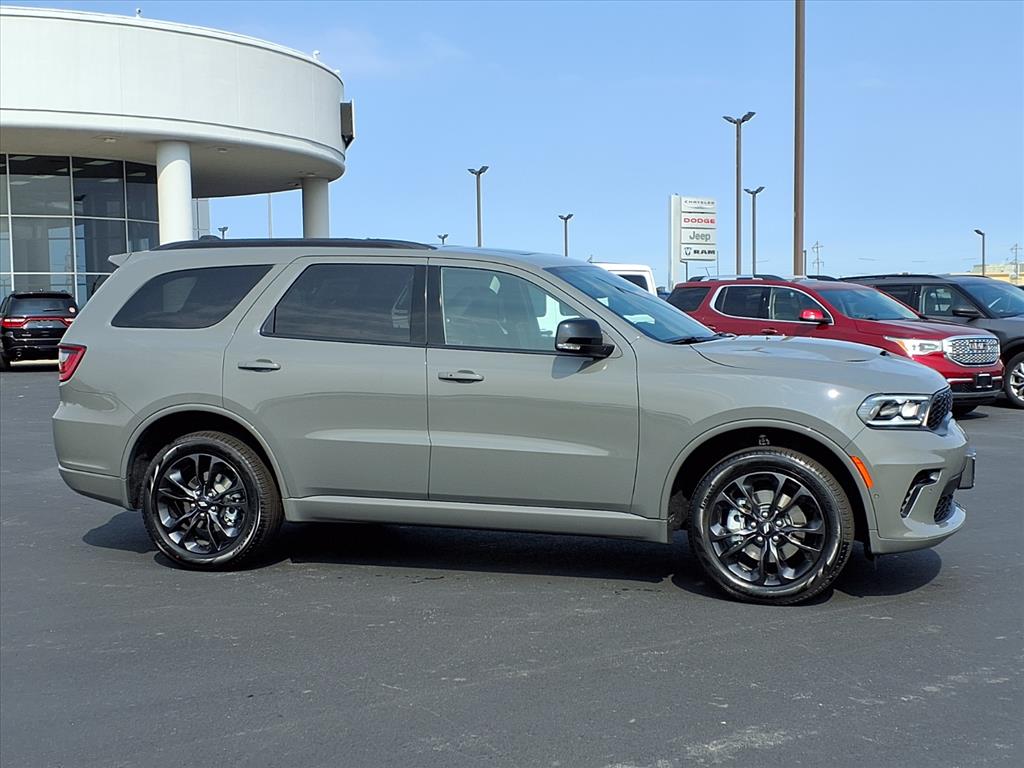 2026 Dodge Durango GT Plus photo 2