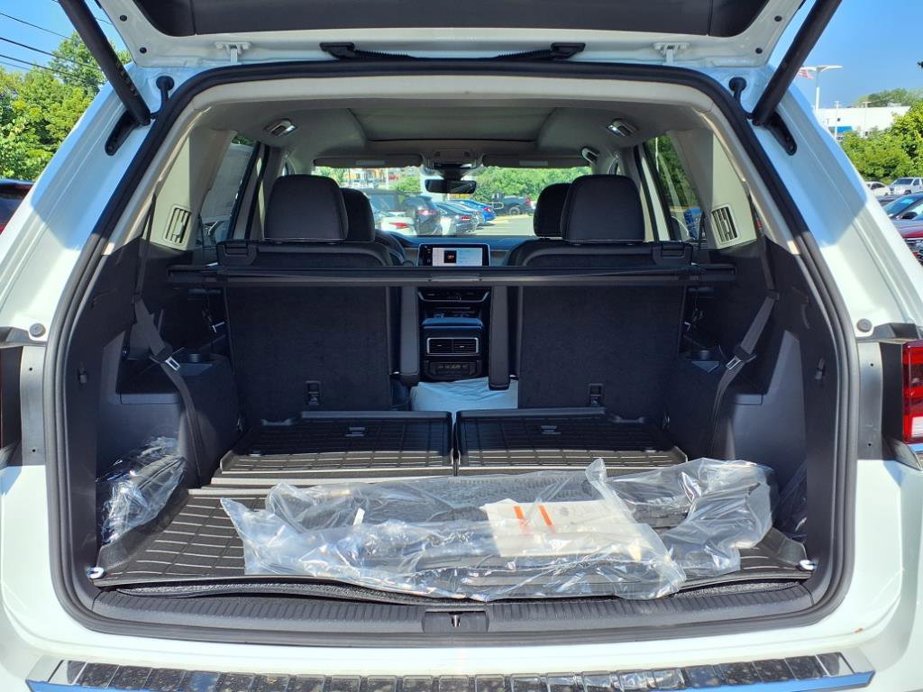 2025 Volkswagen Atlas SE Technology photo 21