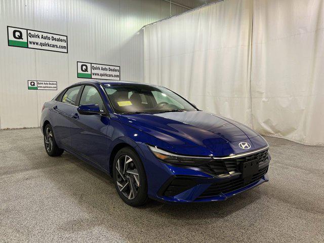 2025 Hyundai Elantra SEL's photo