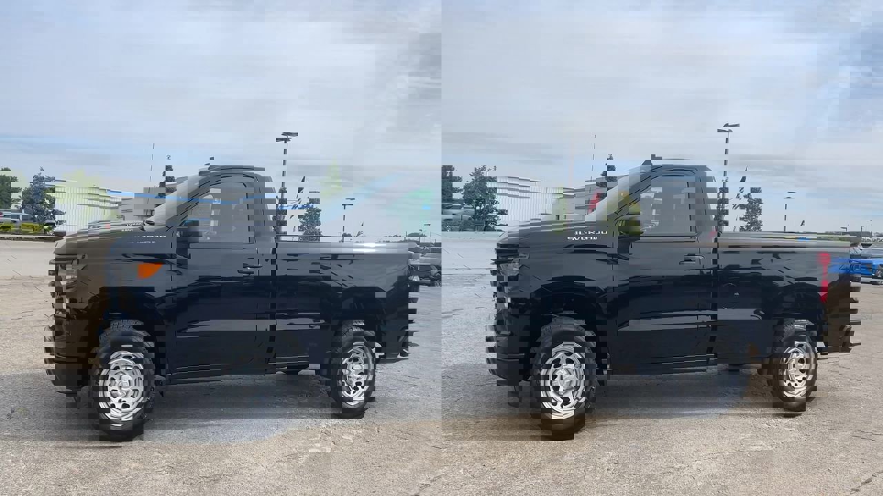 2026 Chevrolet Silverado 1500 Work Truck photo 5