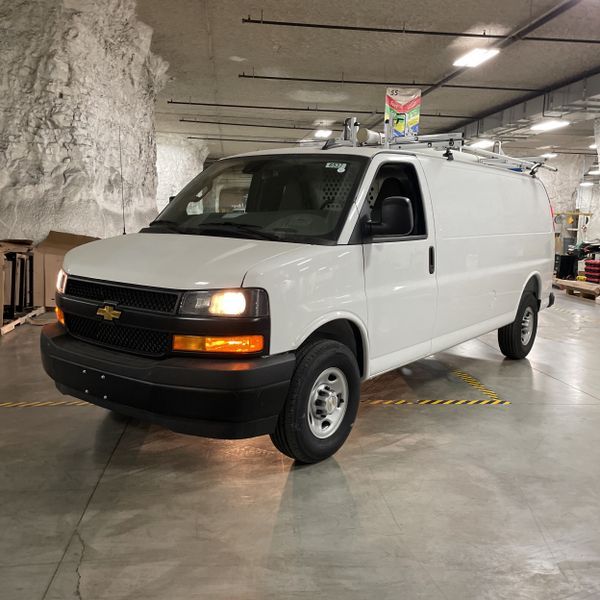 2025 Chevrolet Express Cargo Work Van's photo
