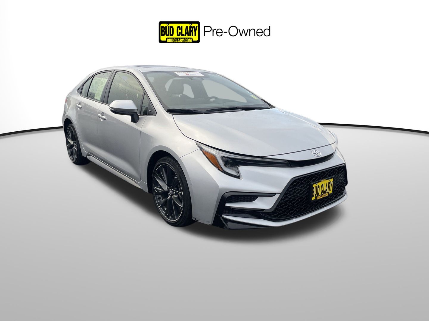 2024 Toyota Corolla SE's photo