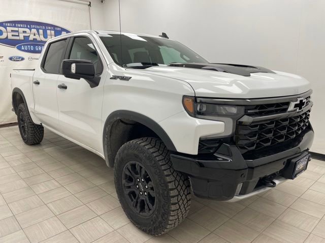 2026 Chevrolet Silverado Base's photo