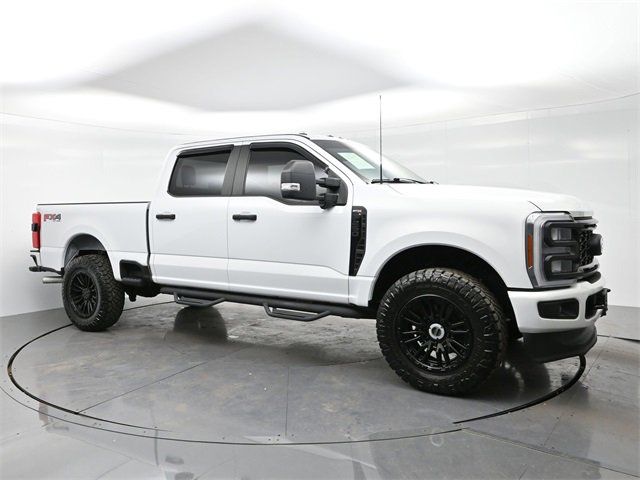 2023 Ford F-250 Super Duty XL's photo