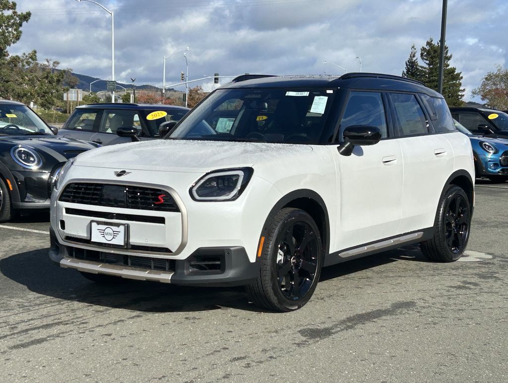 2026 MINI Countryman S's photo