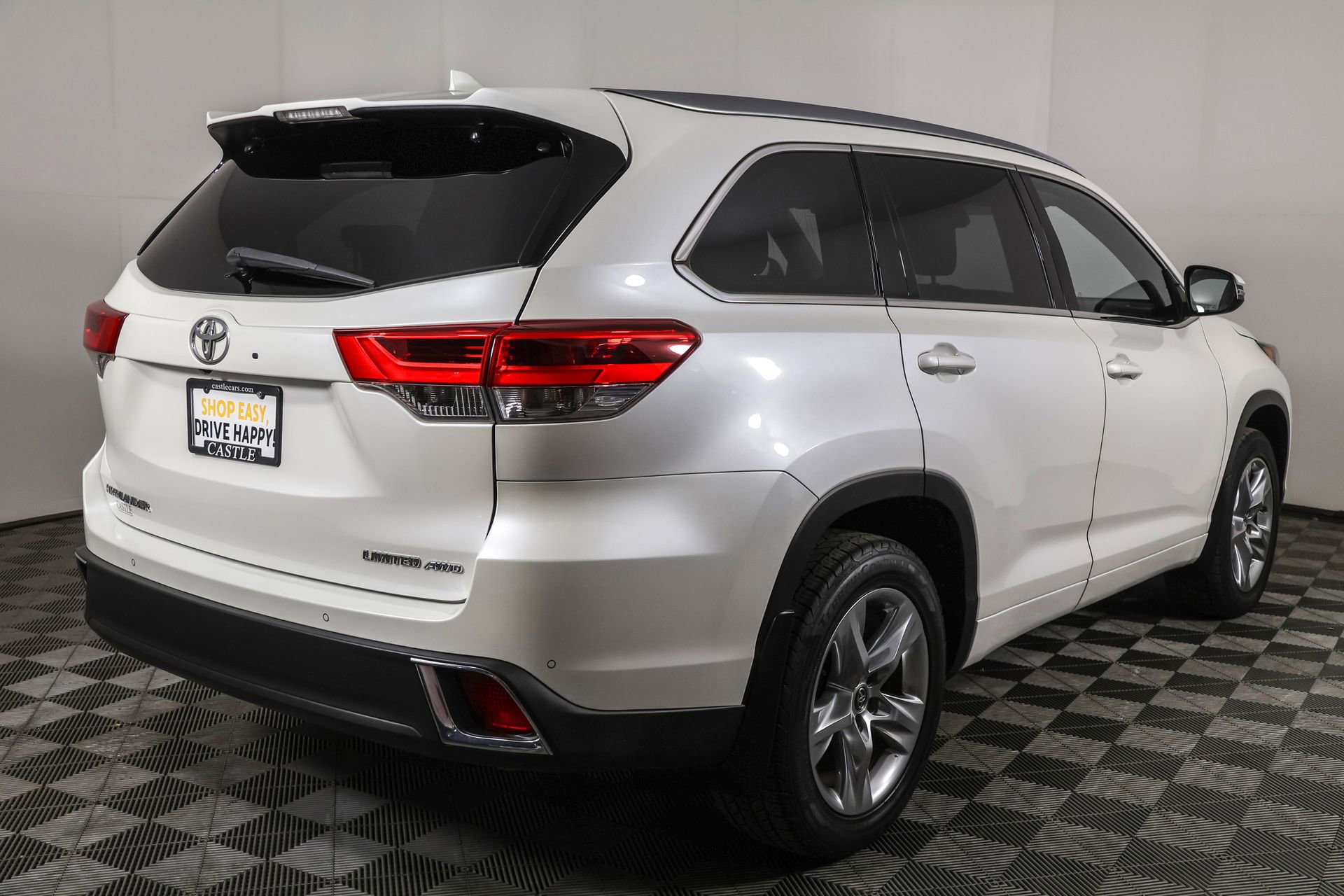 2019 Toyota Highlander Limited photo 9