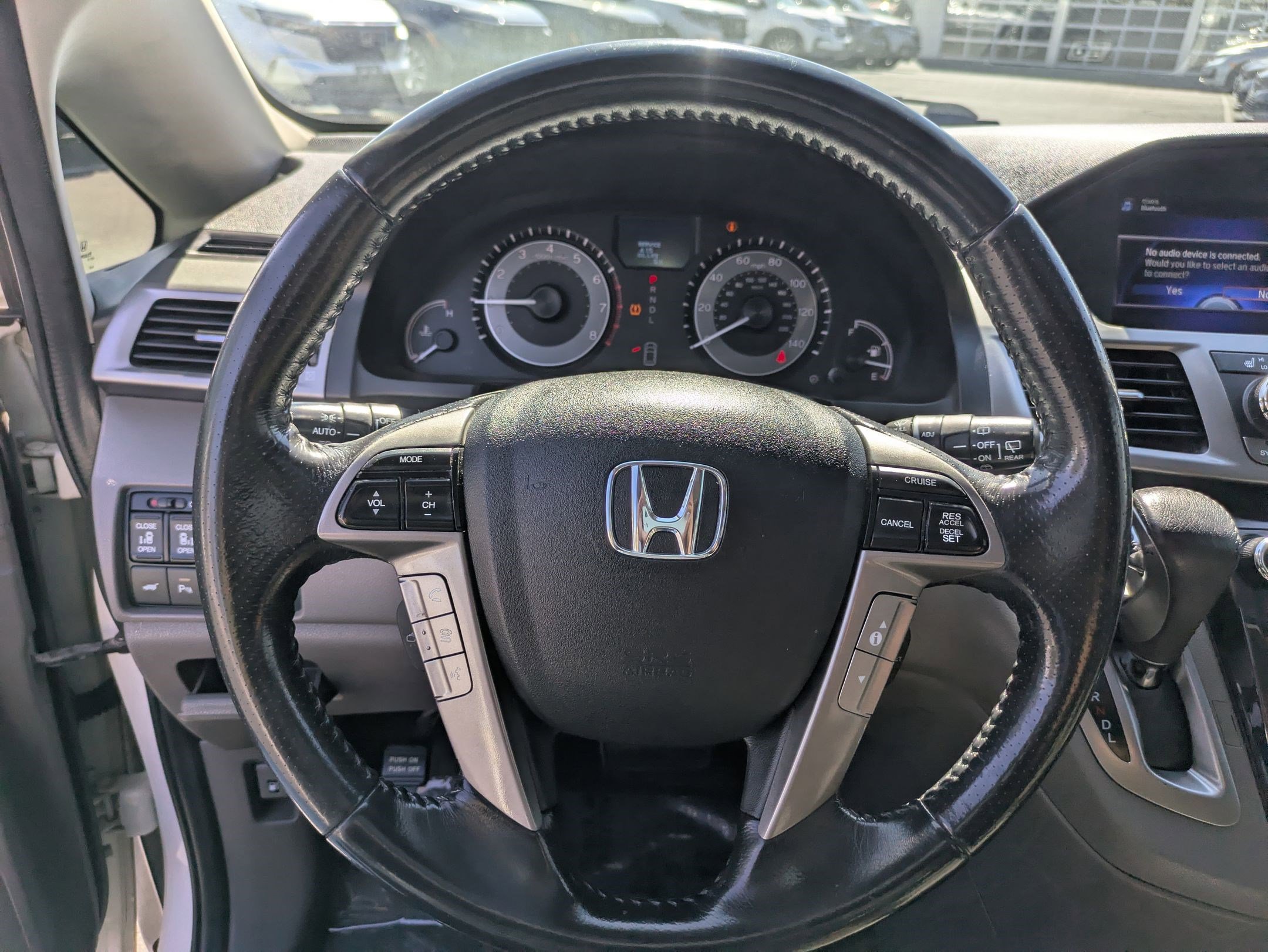 2016 Honda Odyssey Touring photo 14