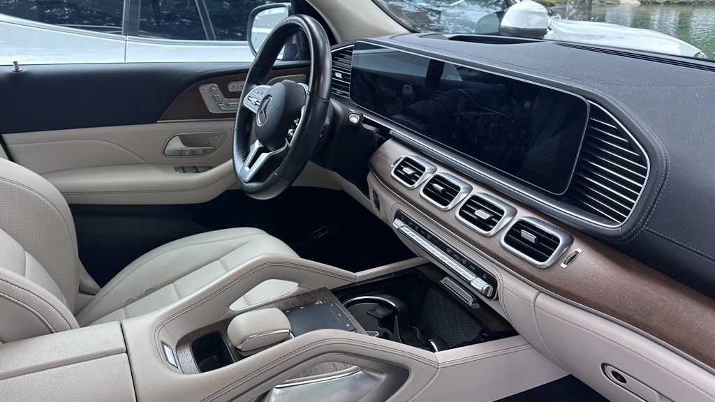 2021 Mercedes Benz GLE 350 4MATIC photo 2