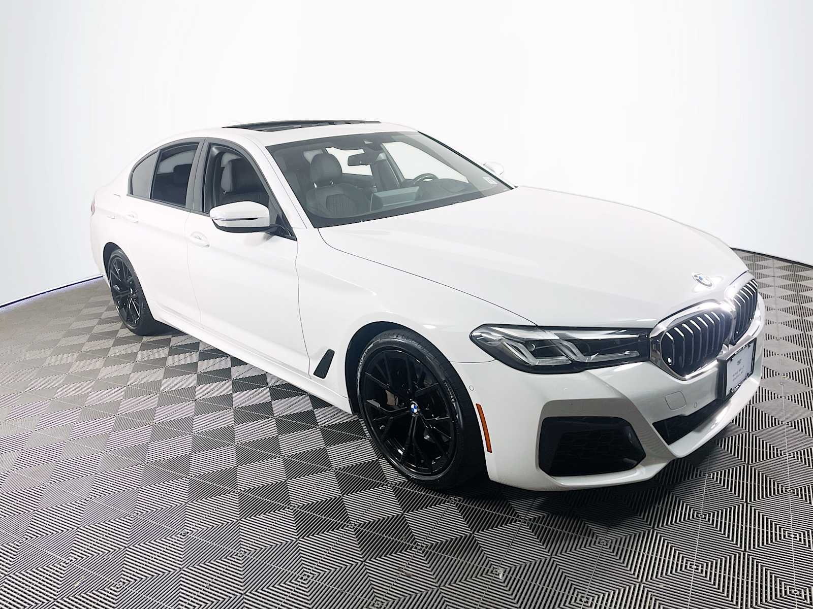 2022 Bmw 540i xDrive photo 3