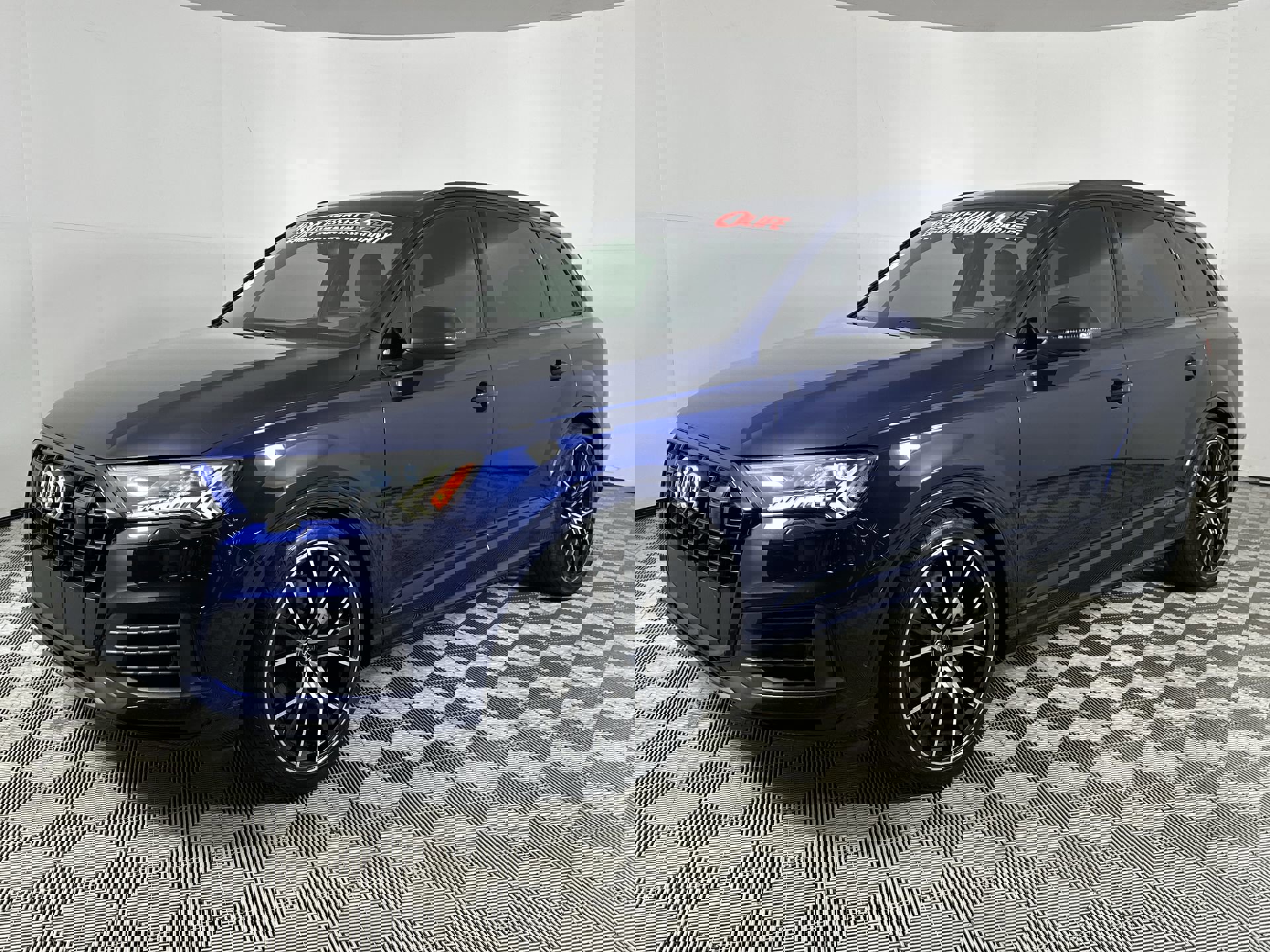 2020 Audi Q7 Prestige photo 3