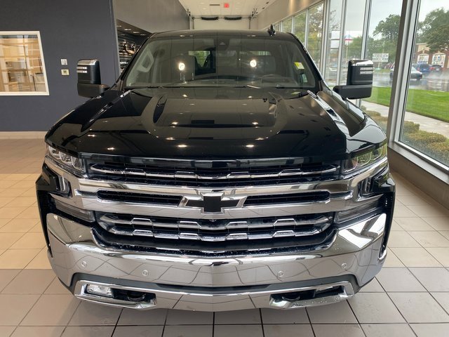 2021 Chevrolet Silverado 1500 LTZ photo 2