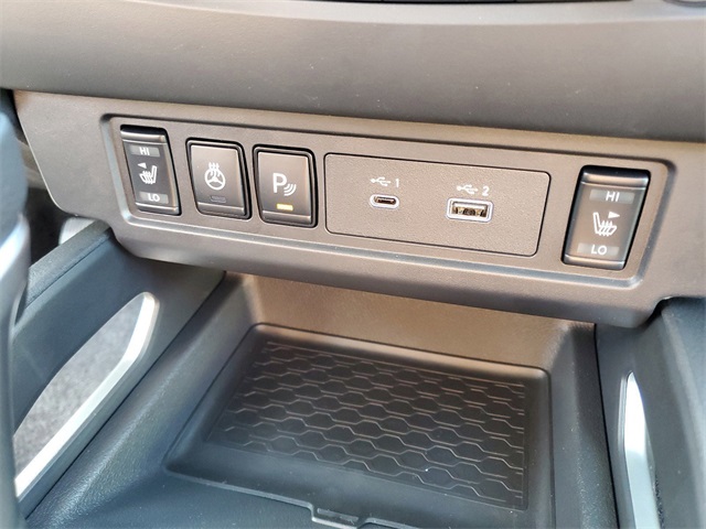 2025 Nissan Frontier Crew Cab SV photo 16
