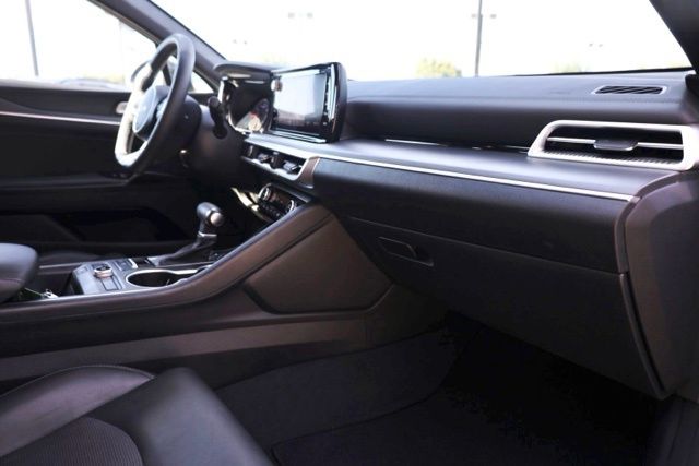 2023 Kia K5 GT-Line photo 35