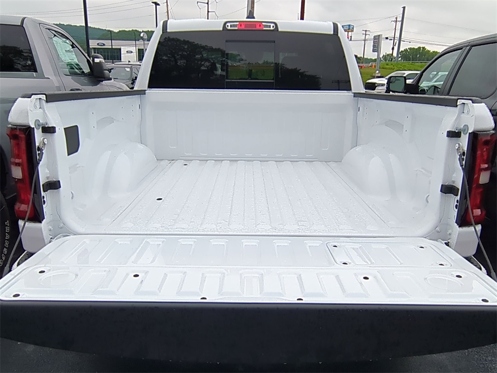 2025 Ram 1500 Laramie photo 4