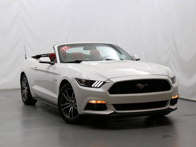 2017 Ford Mustang GT Premium's photo