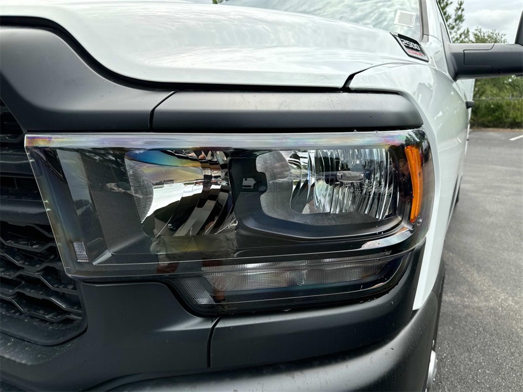 2024 Ram 2500 Tradesman photo 9