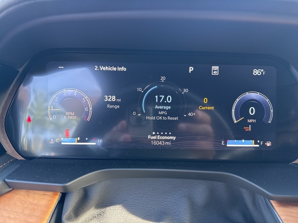2023 Jeep Grand Cherokee L Summit photo 3