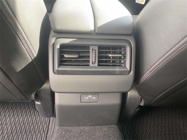 2025 Mazda CX-50 2.5 S Preferred photo 4