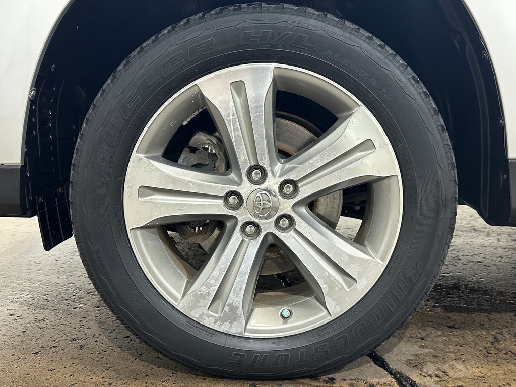 2011 Toyota Highlander Limited photo 3