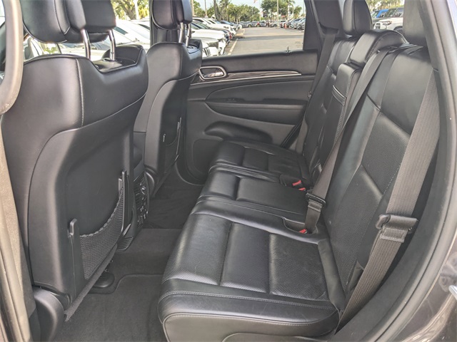 2018 Jeep Grand Cherokee Overland photo 2