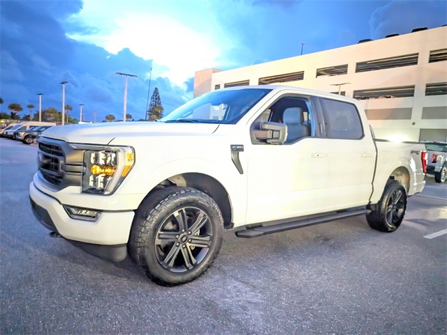 2022 Ford F-150 XLT photo 3
