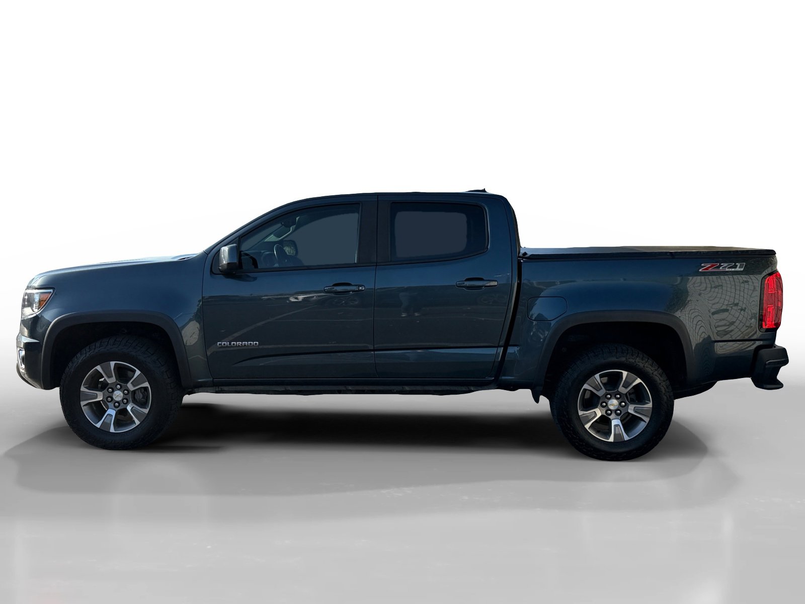 2019 Chevrolet Colorado Z71 photo 2