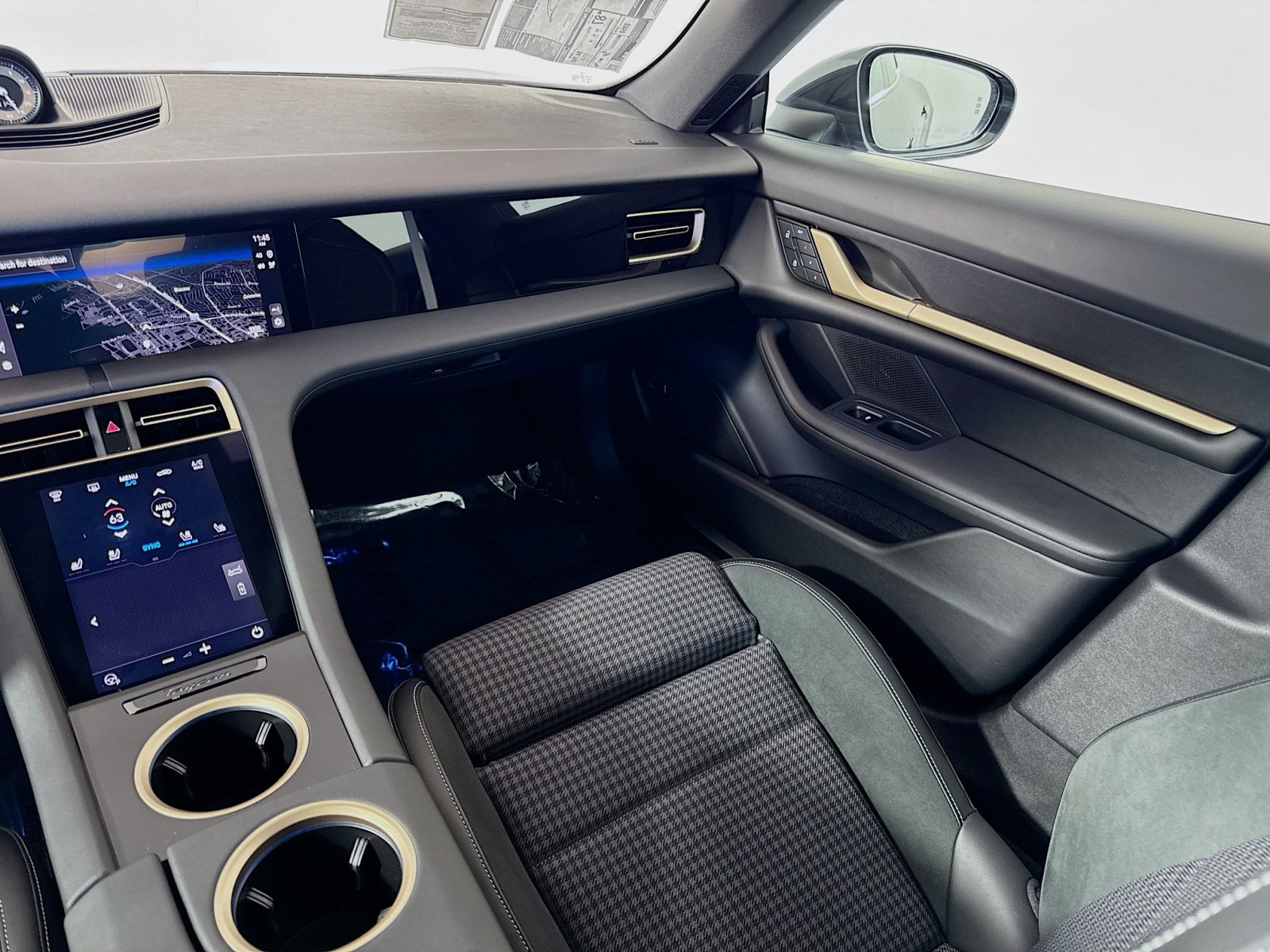 2025 Porsche Taycan 4S photo 20